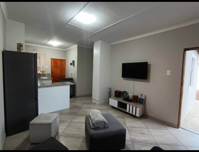 2 BEDROOM HOUSE FOR SALE IN QUEENSTOWN CENTRAL